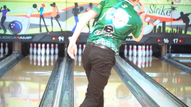 【Andrew Anderson】Bowling release Super slow motion【ボウリング】