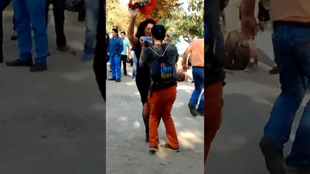 CUECA BRAVA con MARIA INES MORALES смотреть онлайн