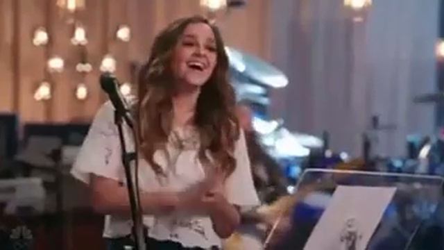 Christina aguilera - Coaching The Voice season 10 Stone Cold