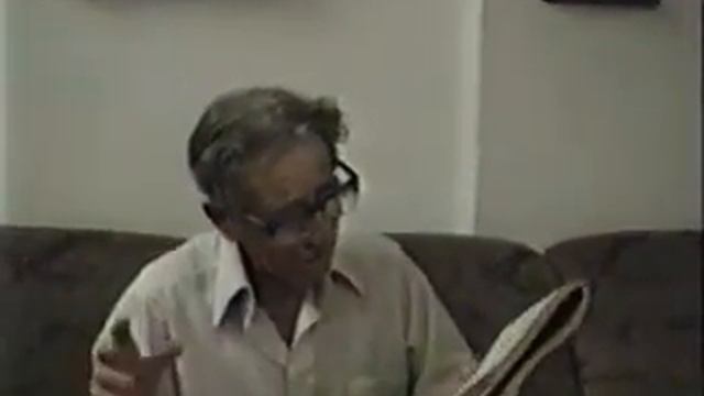 Markus Klugier sings "Avreml Der Marvikher" (comp. Gebirtig) смотреть онлайн