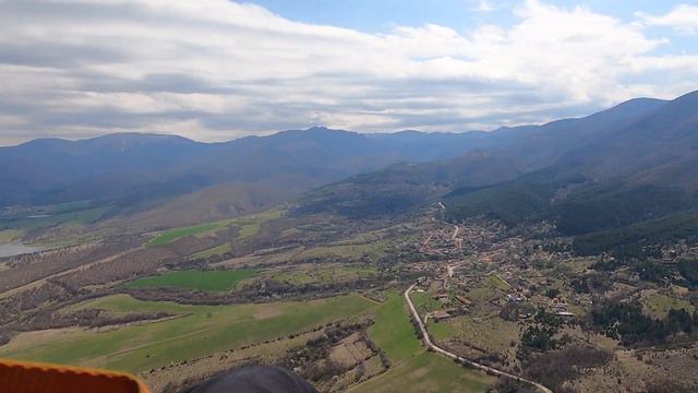 First high-altitude paragliding flight - Dobrostan  / Добростан смотреть онлайн