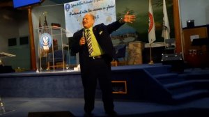 Ministracion del Rev.Martin Chavez en la Iglesia LA Gran Comisión Paterson New Jersey USA.