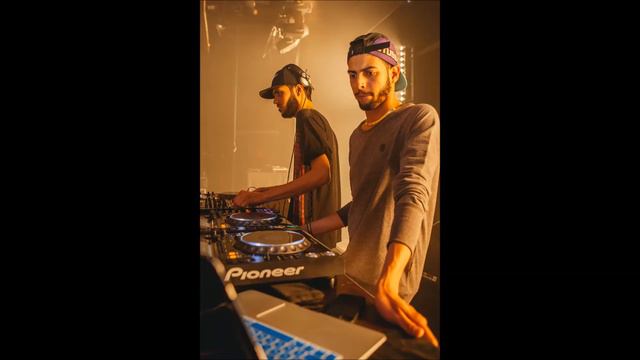 Frank Leicher -The Story (Original Mix) (played by the martinez bros) смотреть онлайн