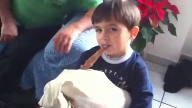 Mesoraca zampogna 11/2010 il piccolo Vincenzo смотреть онлайн