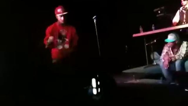 Baeza - Far From Ready (Boardwalk Club Sacramento, Ca) смотреть онлайн