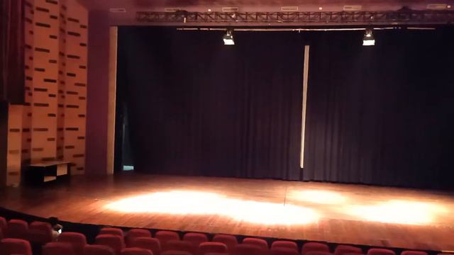 GEDUNG TIATER USMAR ISMAIL.089656901179 смотреть онлайн