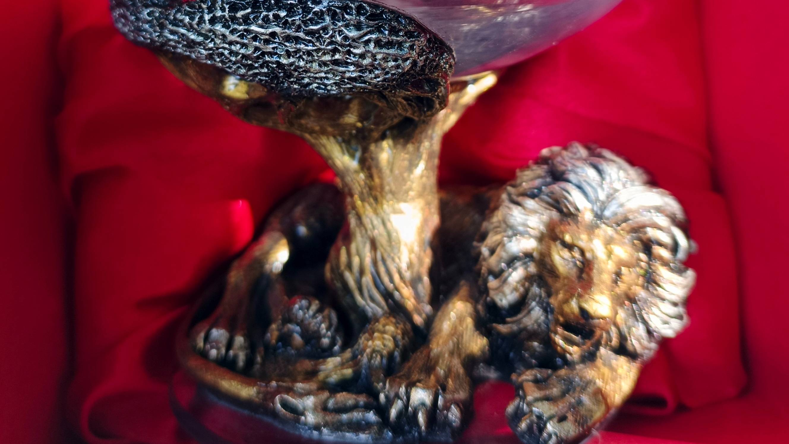 Бокал для коньяка «Лев» из композита