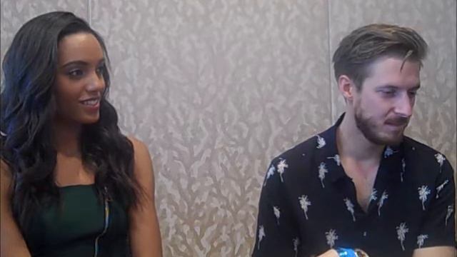 Legends of Tomorrow - Arthur Darvill, Maisie Richardson-Sellers Interview смотреть онлайн