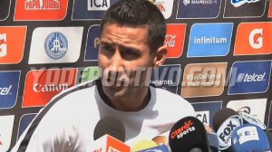 Luis Fuentes, habla en el campamento de Pumas UNAM