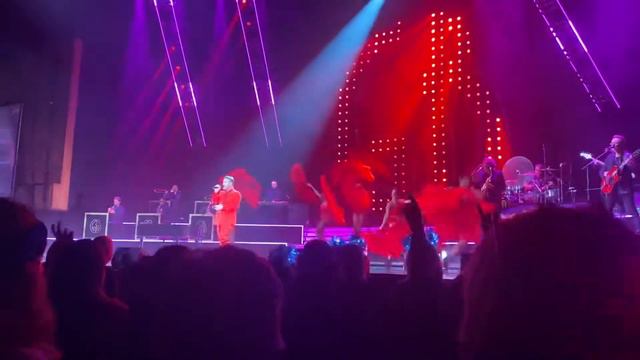 Gary Barlow - Incredible (Live at Bournemouth International Centre) смотреть онлайн