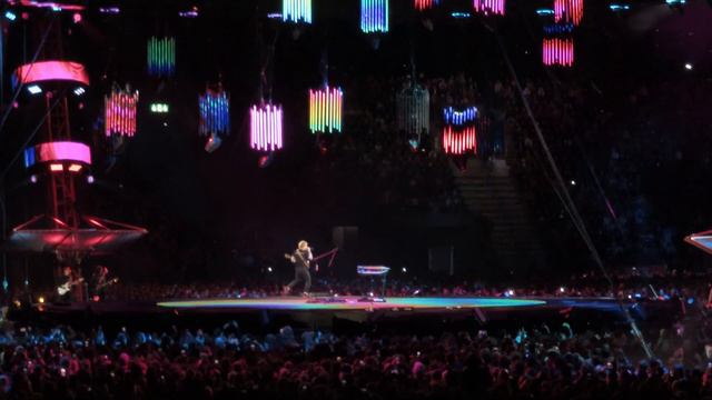 Ed Sheeran | Tour 2022 Switzerland | "Beautiful People/ I Don't Care/ Overpass Graffiti" смотреть онлайн