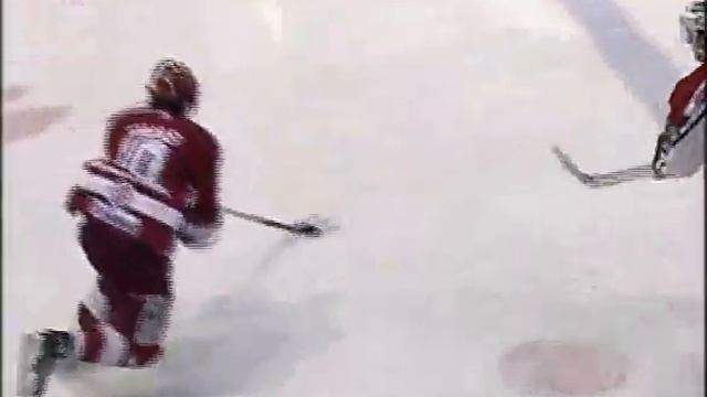 ROMAN TOMAS  Třinec - Pardubice 7:5