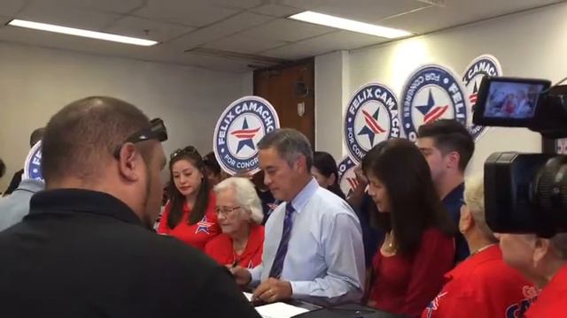 Former governor Felix Camacho begins congressional run смотреть онлайн