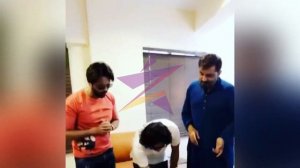 Fahad Mustafa Celebrating Zeeshan Zaidi Birthday