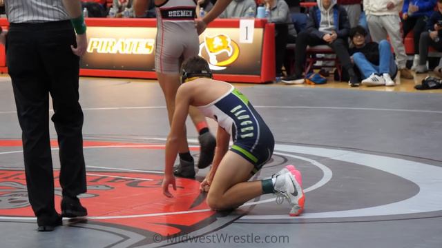 113  Nick Merola G of Lake Park IL vs. Elijiah Wofford R of Bremen IL