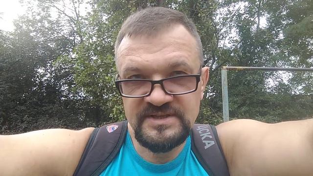 КАК ИЗВЕСТНЫЙ РЕЖИССЁР ПОПАЛ ПОД ПАРОВОЗ? смотреть онлайн