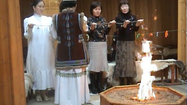 Ый ахсын ыытыллар сиэр-туом Архив видеота 2007 сыл смотреть онлайн