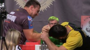 ARTEM TAINOV (RUS) VS IEVGENII PRUDNYK | WAF ARMWRESTLING 2017