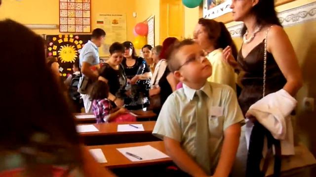 Първи учебен ден 2 смотреть онлайн