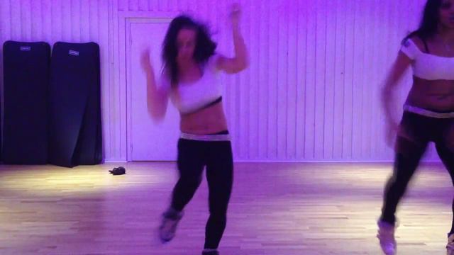 Hands Up - Tony Mandell By Maria Hall Sweden смотреть онлайн