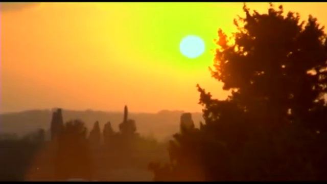 At The Office - Maya Chen / במשרד - מאיה חן смотреть онлайн