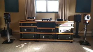 Fyne Audio F1-5, Yaqin MC-84L, Naim NDX2, plays Julian Sas