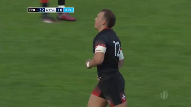 Monster kick from England Centre смотреть онлайн