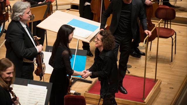 Olga Neuwirth: Masaot/Clocks without Hands (2013/15) смотреть онлайн