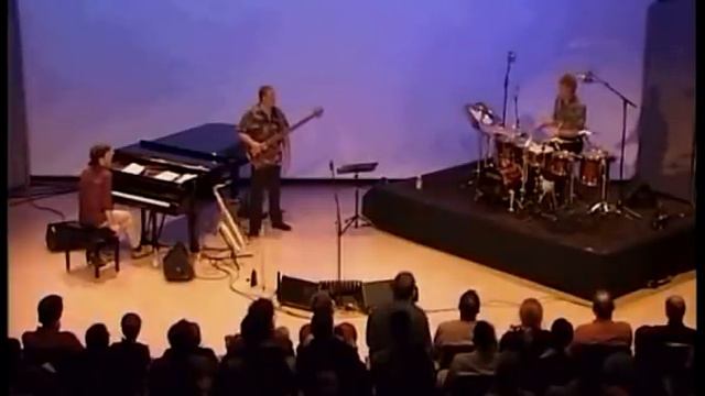 Bill Bruford Drum Solo from Earthworks Paderborn