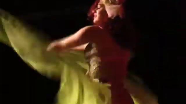 Go See 10. La talks style on burlesqueclub