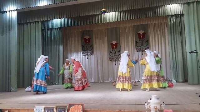 Фольклорная композиция 