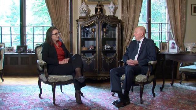 Н.В. Цар Симеон ІІ в "Интервю с Наделина Анева" смотреть онлайн