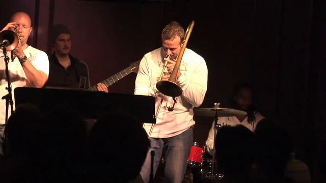 Tony Grey Don't Look For Love смотреть онлайн