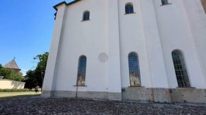 Хотите увидеть новгородский собор Святой Софии снаружи и внутри - пойдем с нами