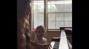 Minuet BVW Anh. 116 by Johann Sebastian Bach, played by Layla Bea on the piano.