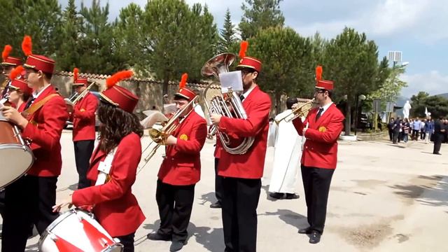 G. Diodati 8 mag 13 Un po' di Banda del Villaggio dei Ragazzi di Maddaloni смотреть онлайн