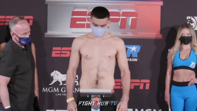 CAMERON KRAEL VS. BOBIRZHAN MOMINOV - FULL WEIGH IN & FACE OFF VIDEO смотреть онлайн
