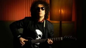 Andres Calamaro - El Palacio de las Flores