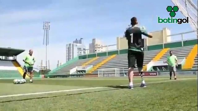 Jackson Follmann volvió a entrenarse con Chapecoense смотреть онлайн