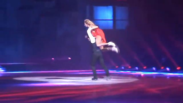 Огни большого города, 17.12.11: Мадлен и Томми смотреть онлайн