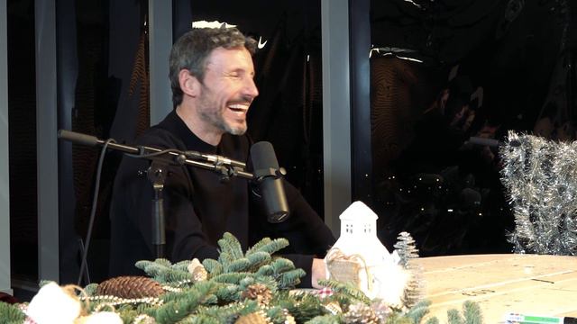 SJOTCAST. Mark Van Bommel: “Nou, ik vind het wel heel straf dat dit jullie opvalt” смотреть онлайн