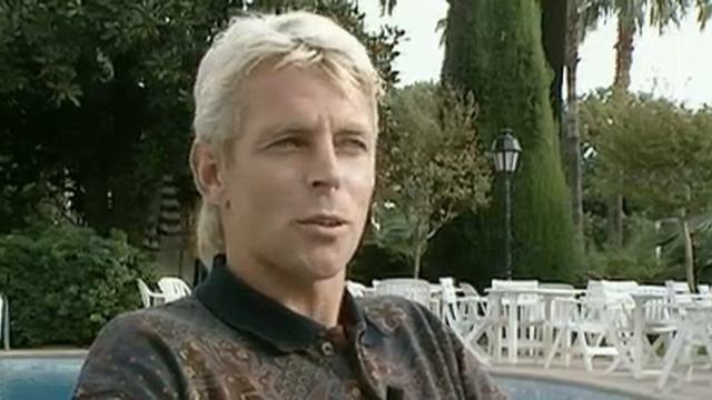 Keiner wusste Bescheid смотреть онлайн