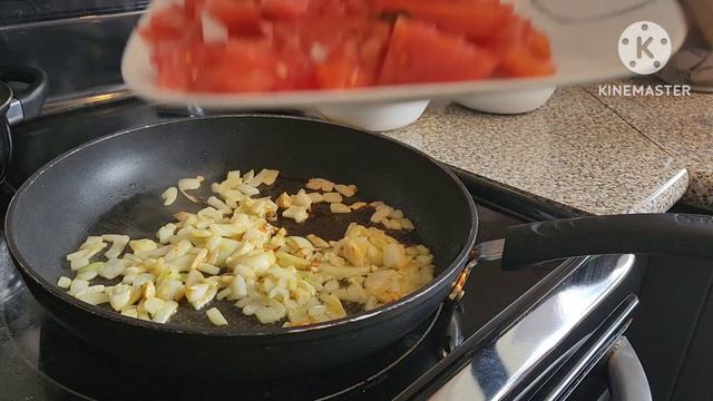 #leonardodeguerto #freshharvest || Harvesting fresh vegetables to table смотреть онлайн
