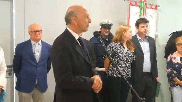 News Il ministro Bussetti inaugura la nuova scuola primaria di Nerviano