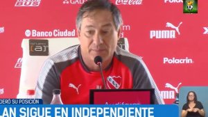 Ariel Holan sigue en Independiente