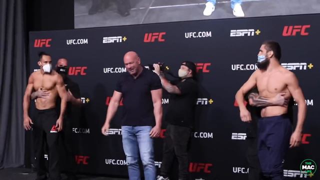 Michel Pereira slapped by Zelim Imadaev during UFC Vegas 9 Face Offs смотреть онлайн