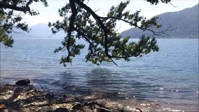 Lago Maggiore - Maccagno, spiaggia adatta ai più solitari смотреть онлайн