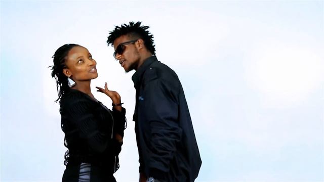 Nataka hug by madjid Yamukolo, Caroline and mien смотреть онлайн