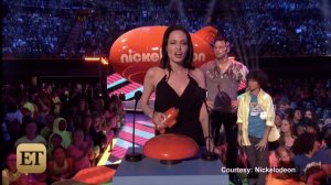 Angelina Jolie Shows Up at Kids' Choice Awards with Daughters, Wins Best Villain