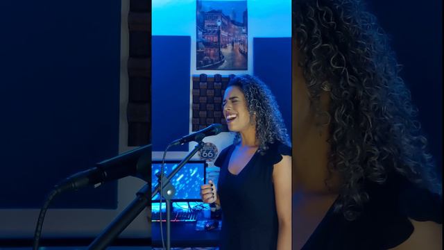 Consagração-Aline Barros Cover (Paula Yvila) смотреть онлайн
